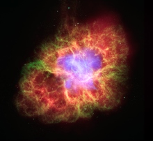 Yengeç Bulutsusu'nun 1054 yılından kalma süpernova kalıntısı olan yanlış renkli görüntüsü, renkler kızılötesinden X ışınlarına kadar elektromanyetik spektrumun farklı alanlarına karşılık geliyor. - Röntgen: NASA / CXC / J.Hester (ASU); Optik: NASA / ESA / J. Hester & A. Loll (ASU); Kızılötesi: NASA / JPL-Caltech / R.Gehrz (Univ. Minn.) - http://gallery.spitzer.caltech.edu/Imagegallery